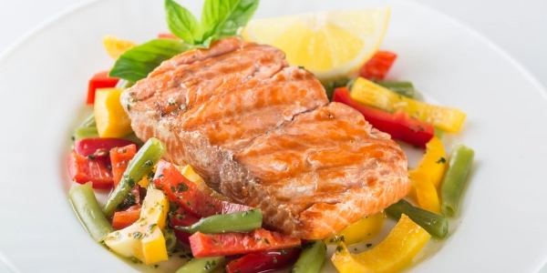 Bump up the season with these summer fish recipes, like citrus salmon. 
